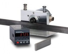 Устройство для измерения перемещения